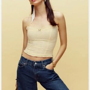 REFORMATION Trixi Top cream sleeveless smocked shirt Sweetheart Neck Sz 6 NEW